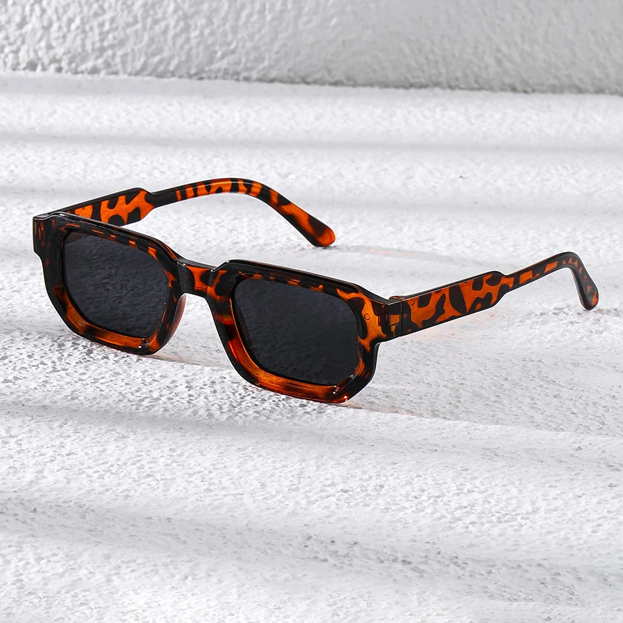 Gafas de Sol Retro Rectangulares UV400 | Estilo Vintage para Hombre y Mujer